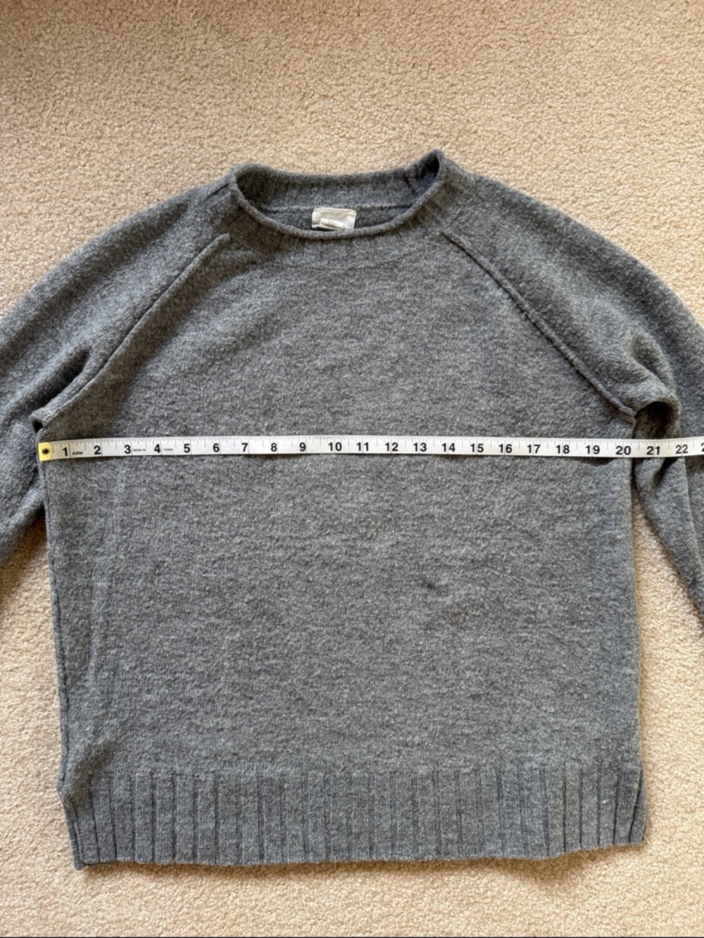Caslon Women’s Gray Crewneck Sweater size Small - Picture 5 of 9